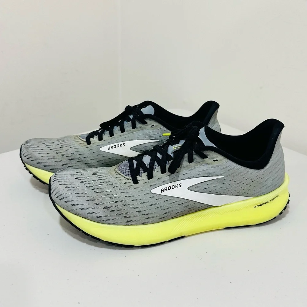 Brooks Mens Hyperion Tempo Running Shoes Sz 11 Grey Black Nightlife